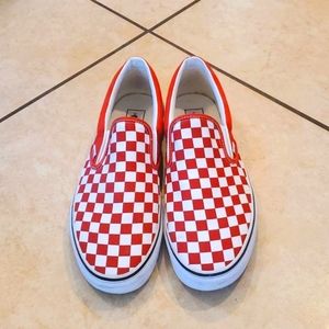 VANS (off the wall). Men's Size 12. Red & white checkered top.